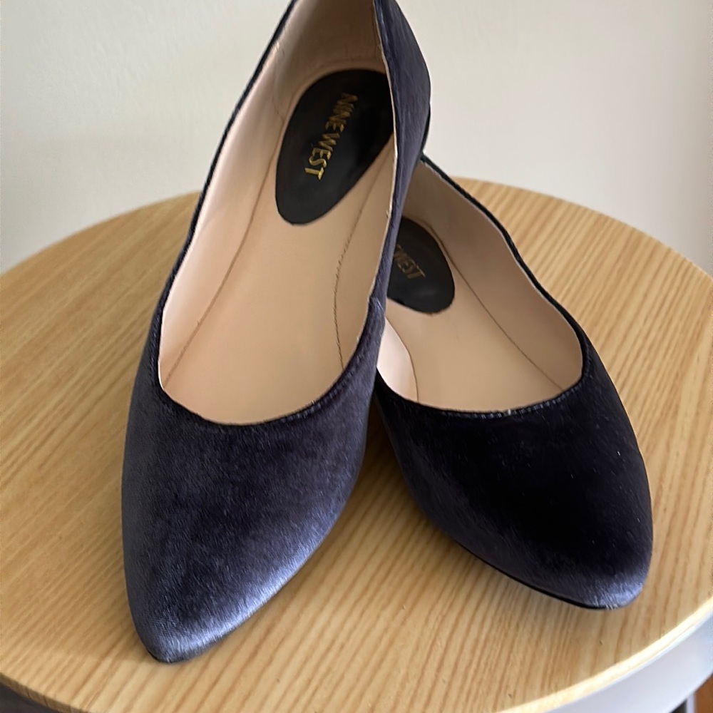 Nine West Velvet Flats